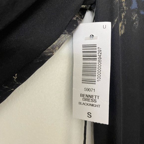 Aritzia 100% silk Babaton Black Silk Bennett Dress, long sleeve dress - Picture 4 of 7